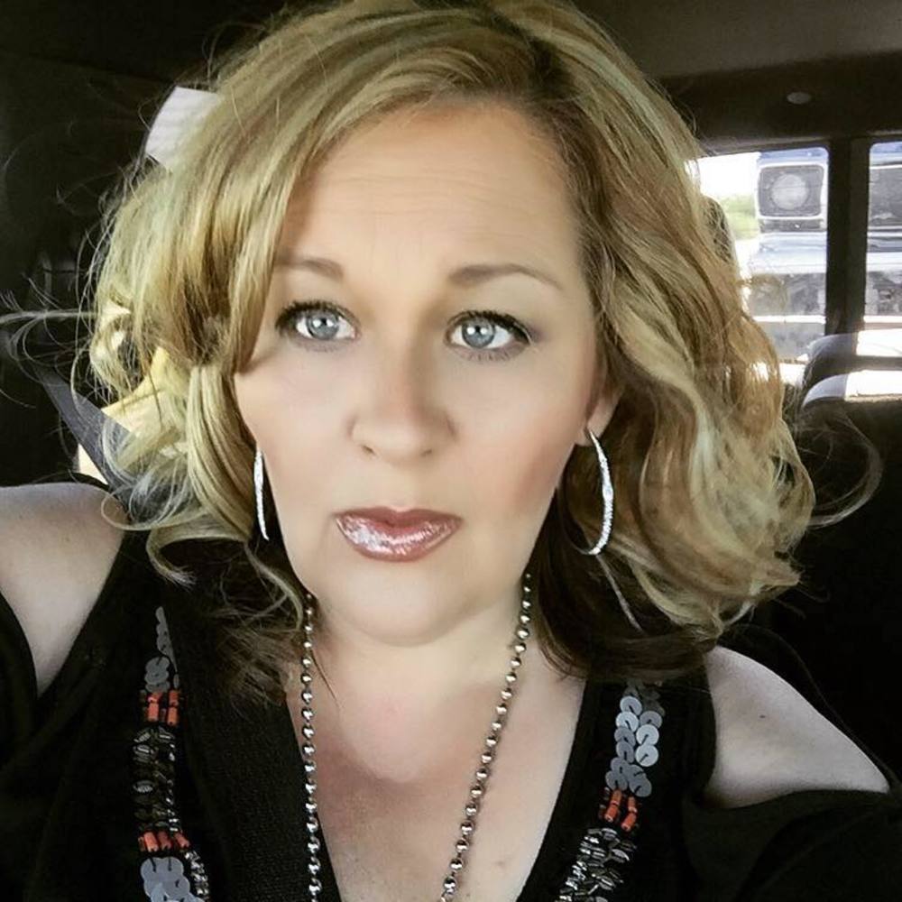 Meet your Posher, Jennifer